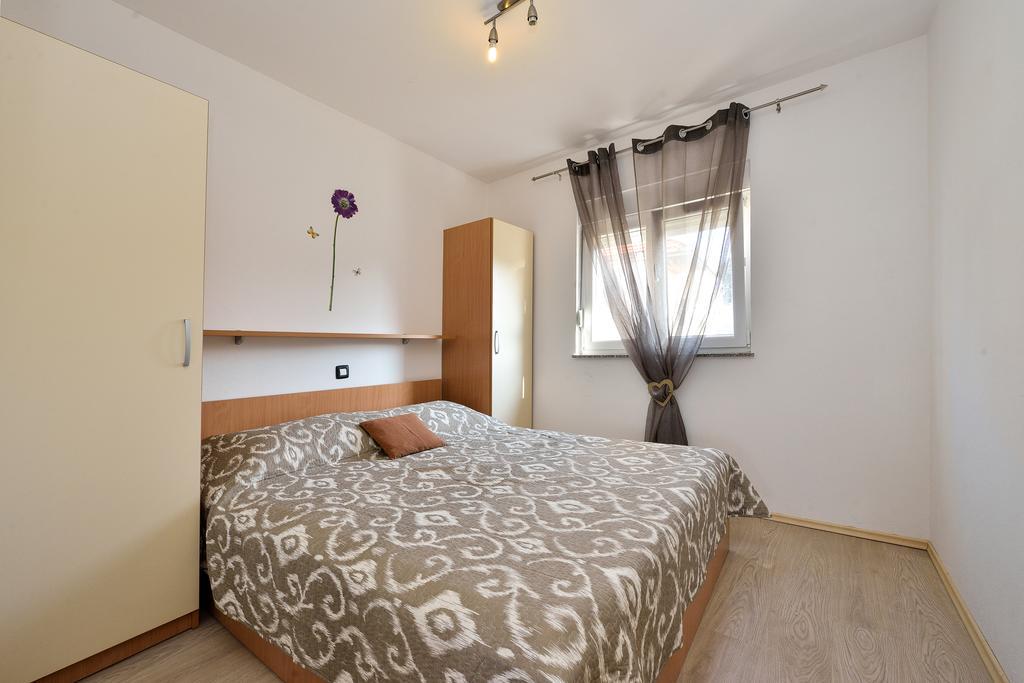 Apartments Nika & Karla Bibinje Exterior photo