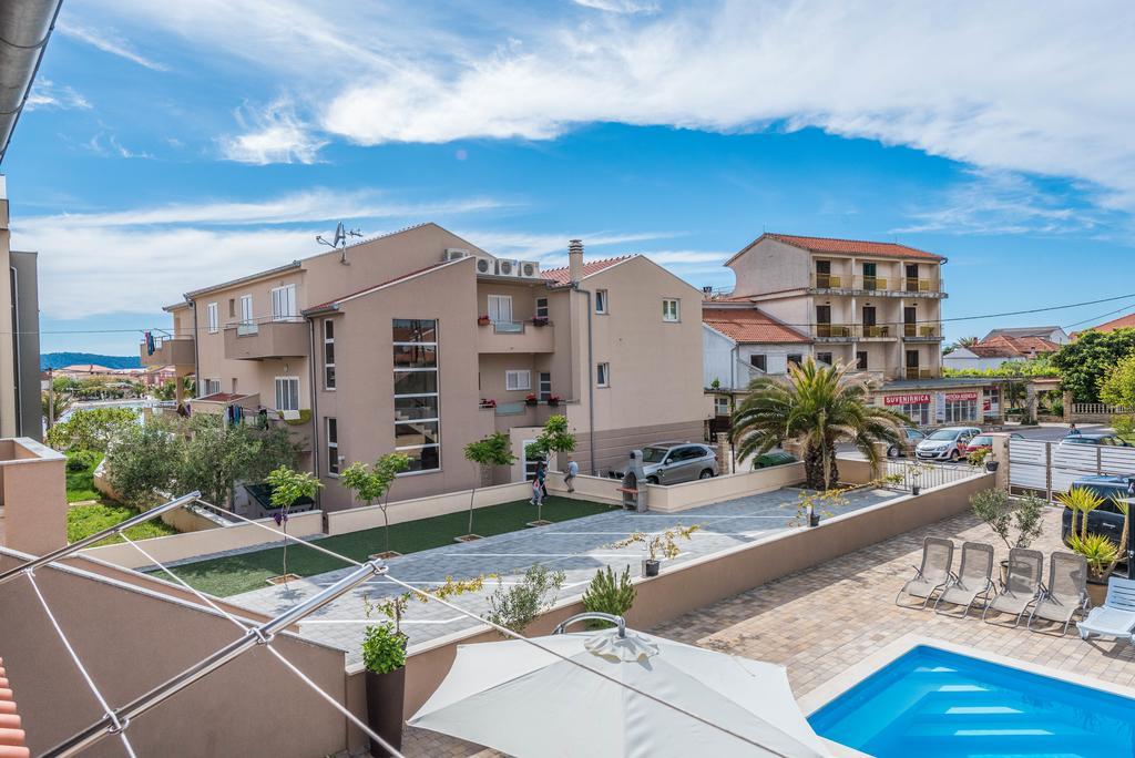Apartments Nika & Karla Bibinje Exterior photo
